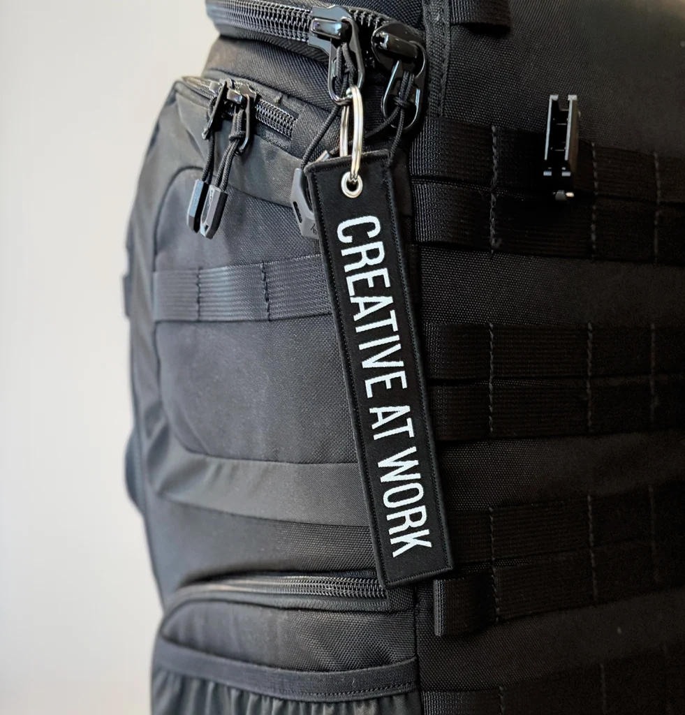 Creative at work/Handle with care pull tag