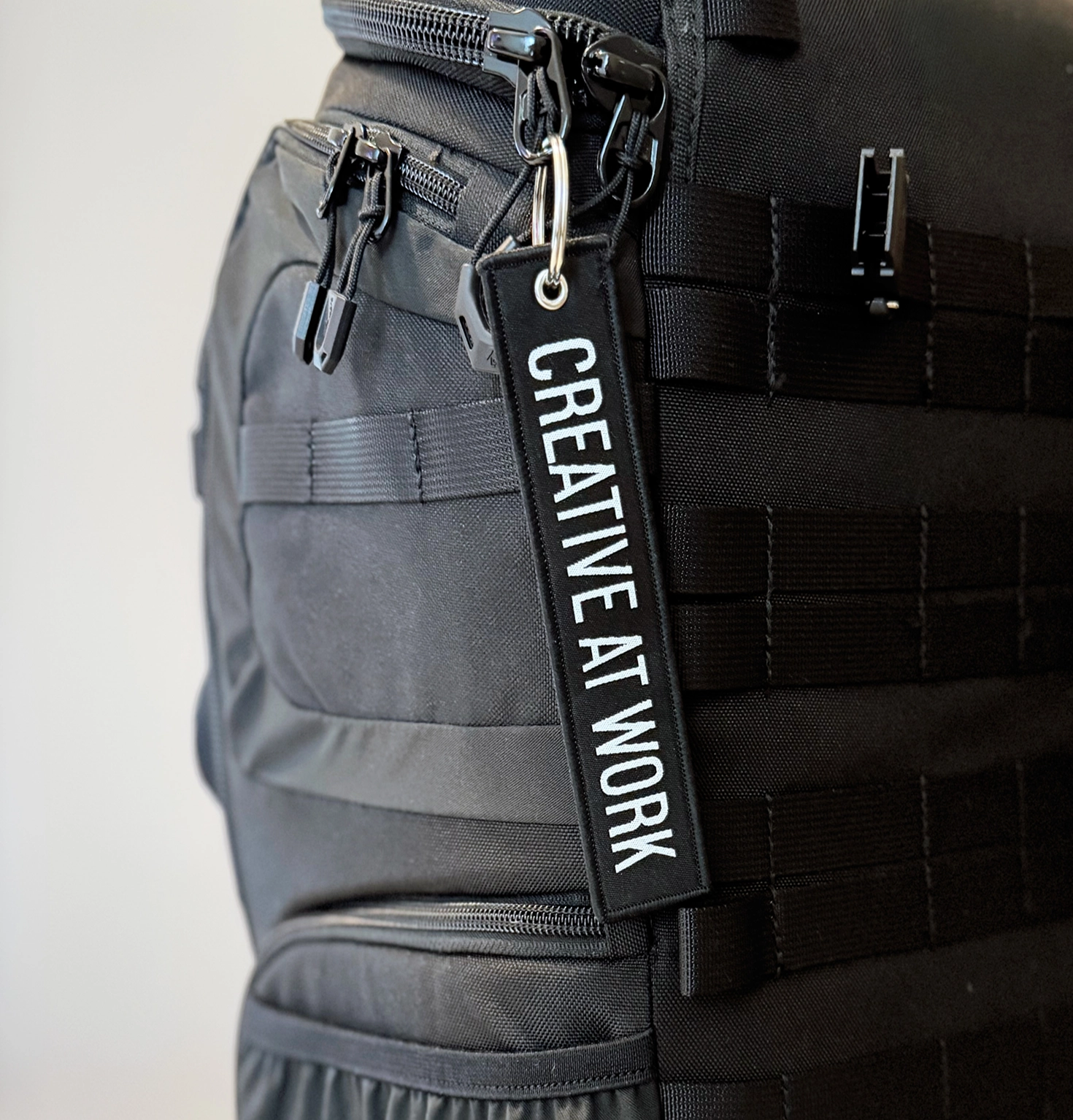 Creative at work/Handle with care pull tag